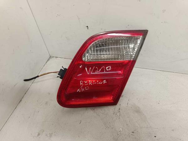 FEU ARRIERE DROIT MERCEDES W210 10/1999-2002 - Vue 1